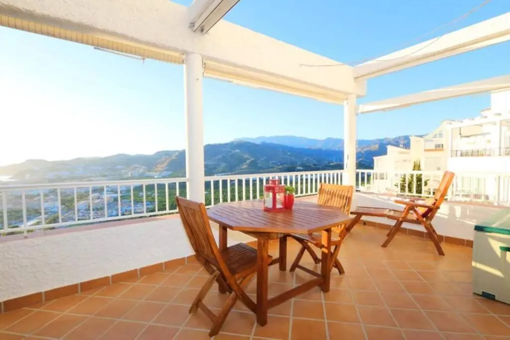 Seaview And Sun All Day Long In Los Pinos, Almunecar, Andalusia
